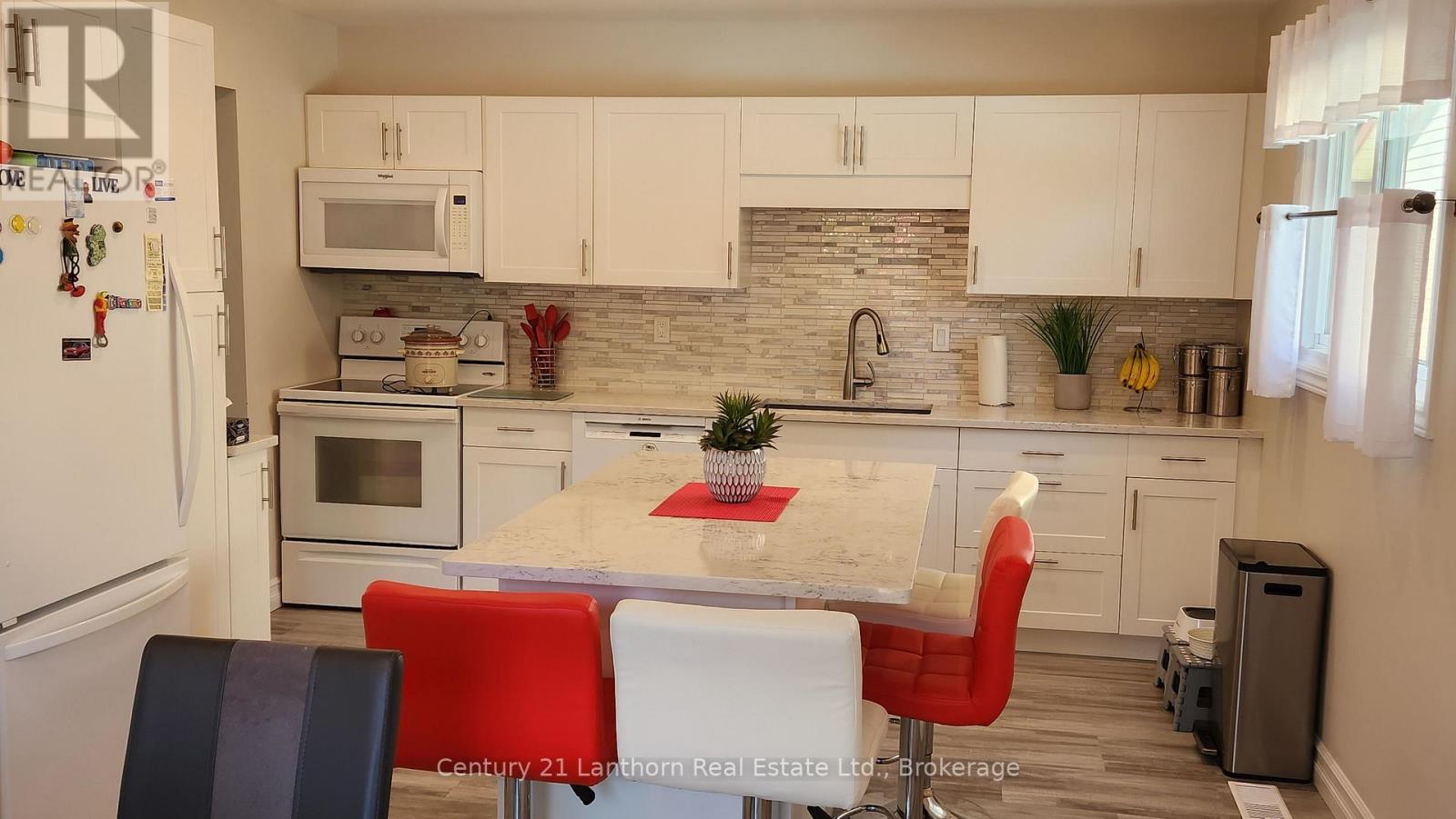 2 Dixie Place, Belleville, Ontario  K8P 5A9 - Photo 18 - X13643504