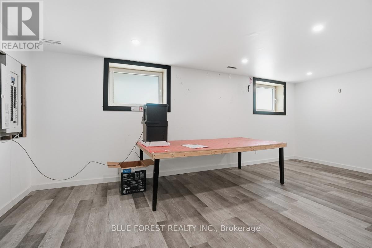 40 Locky Lane, Middlesex Centre, Ontario  N0L 1R0 - Photo 31 - X13643424