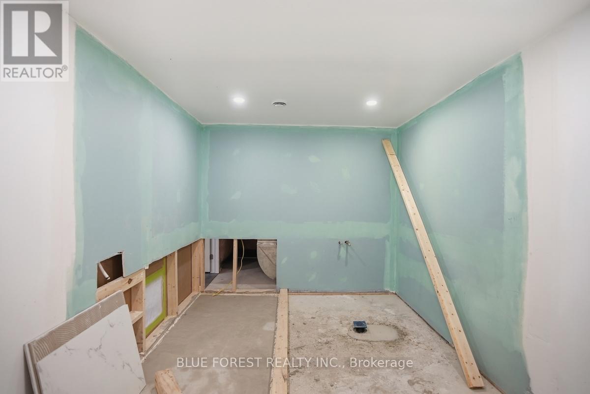 40 Locky Lane, Middlesex Centre, Ontario  N0L 1R0 - Photo 32 - X13643424