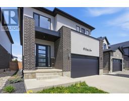 40 LOCKY LANE, Middlesex Centre, Ontario