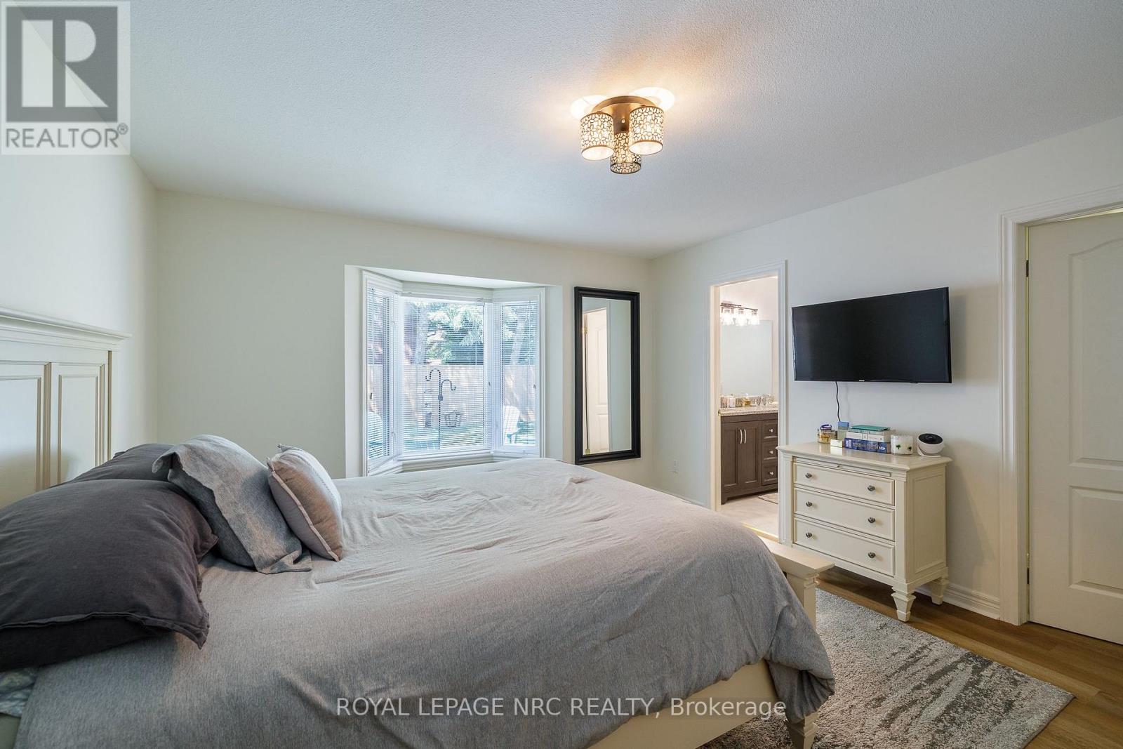 7621 Cameron Court, Niagara Falls, Ontario  L2H 3G9 - Photo 22 - X13643440