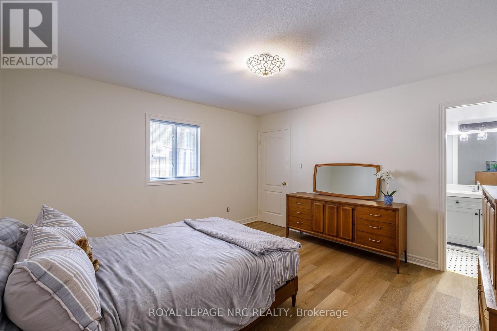 7621 Cameron Court, Niagara Falls, Ontario  L2H 3G9 - Photo 25 - X13643440