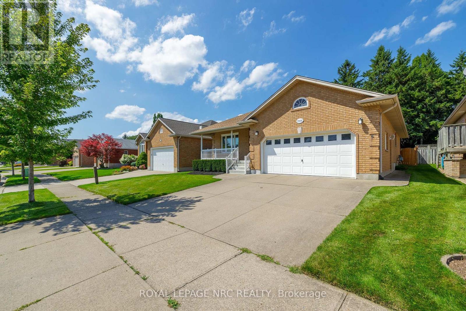 7621 Cameron Court, Niagara Falls, Ontario  L2H 3G9 - Photo 3 - X13643440