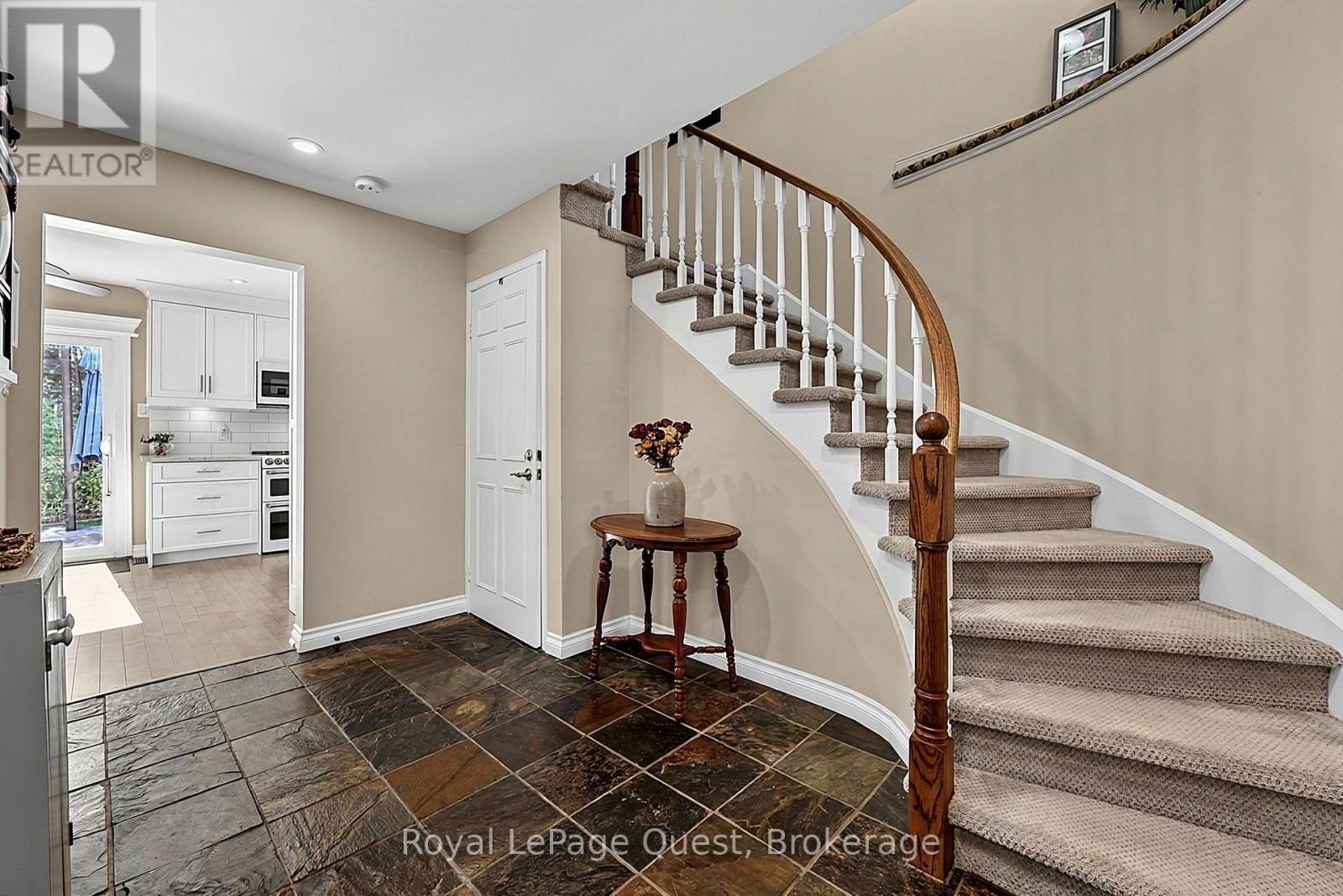 44 Trillium Crescent, Barrie (Allandale), Ontario  L4N 5K3 - Photo 9 - S13643442