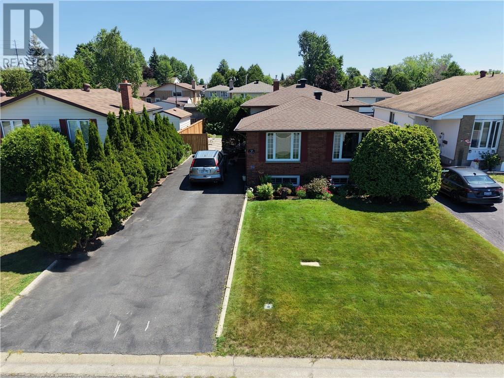 1556 Yarmouth Street, Sudbury, Ontario  P3A 5A6 - Photo 3 - 2129574