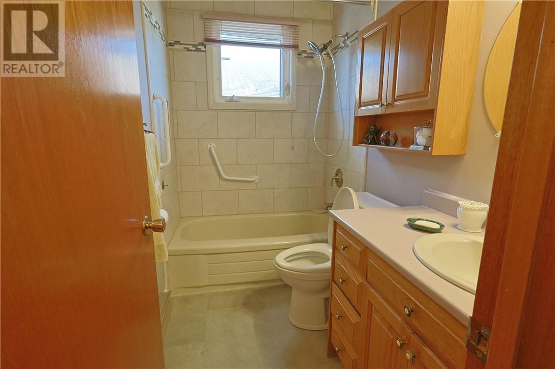 1556 Yarmouth Street, Sudbury, Ontario  P3A 5A6 - Photo 33 - 2129574