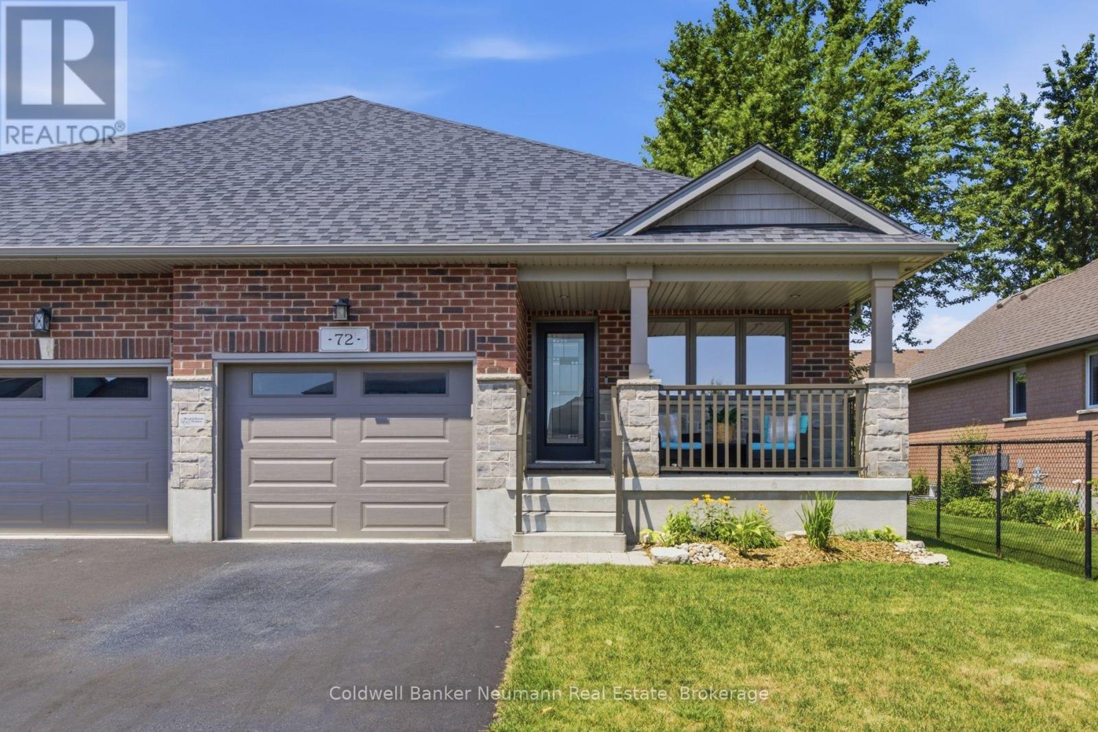 72 HALLS DRIVE, Centre Wellington, Ontario