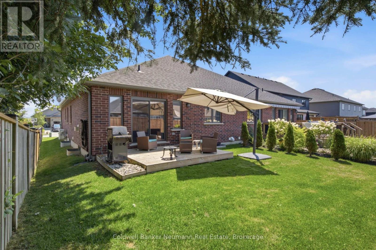 72 Halls Drive, Centre Wellington, Ontario  N0B 1S0 - Photo 37 - X13643412