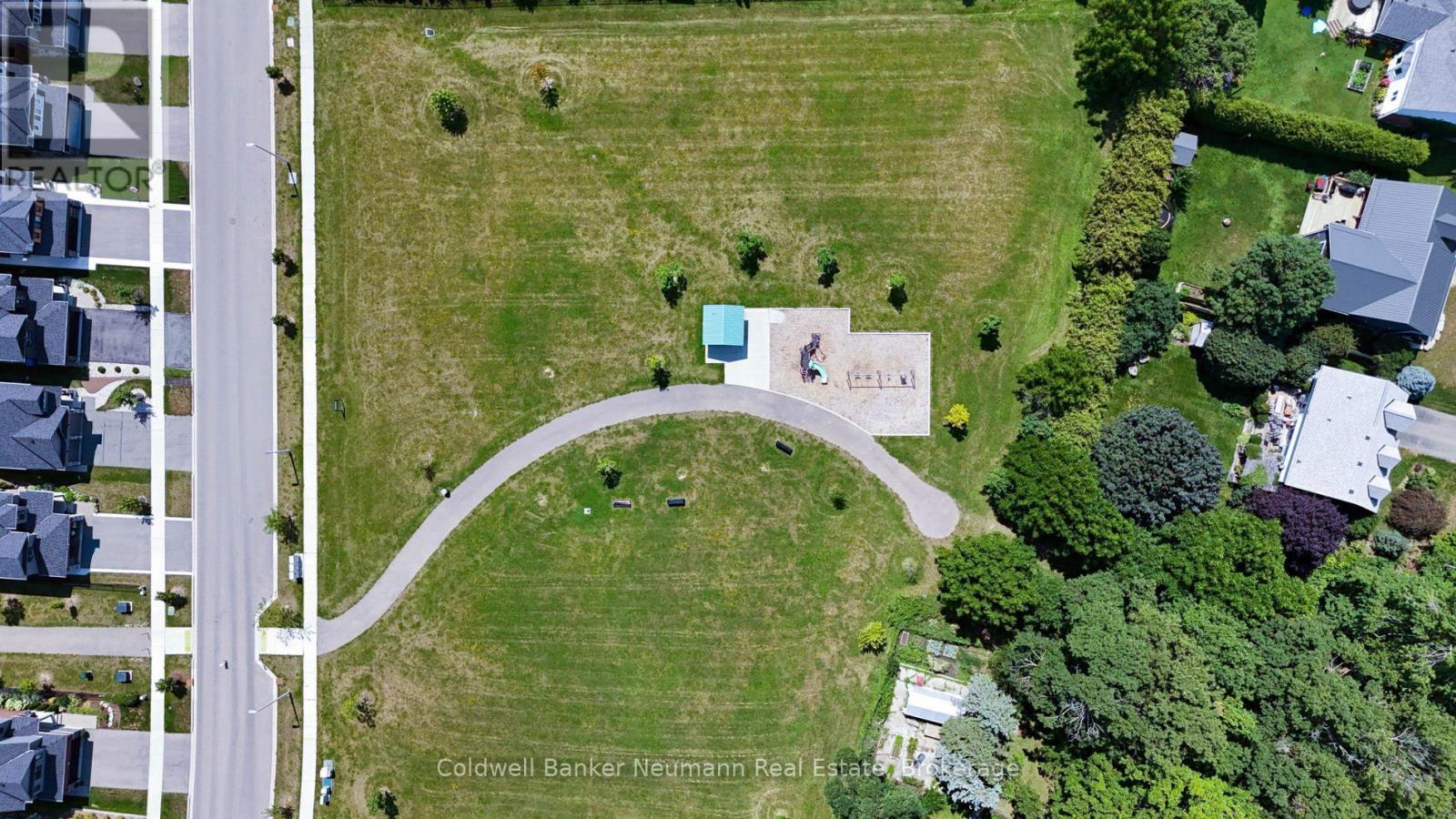 72 Halls Drive, Centre Wellington, Ontario  N0B 1S0 - Photo 42 - X13643412