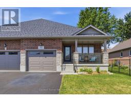 72 HALLS DRIVE, centre wellington (elora/salem), Ontario