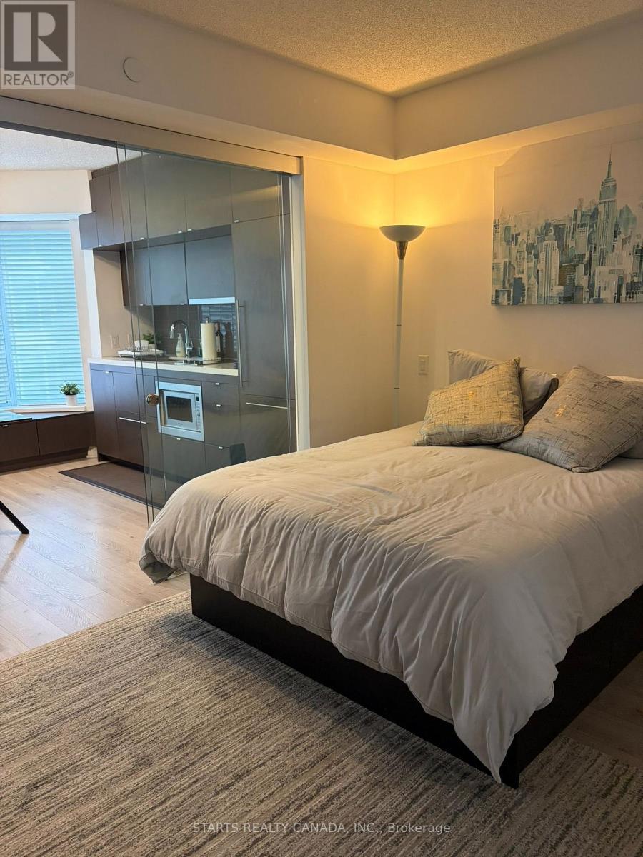 1009 - 155 Yorkville Avenue, Toronto, Ontario  M5R 0B4 - Photo 4 - C13643416