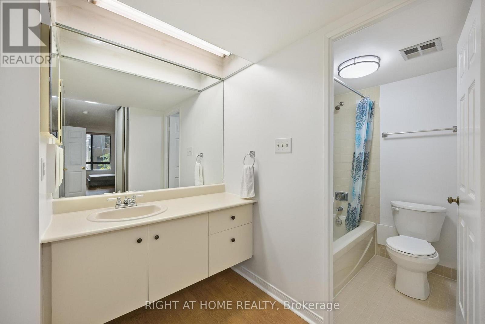 206a - 280 Simcoe Street, Toronto, Ontario  M5T 2Y5 - Photo 7 - C13643514