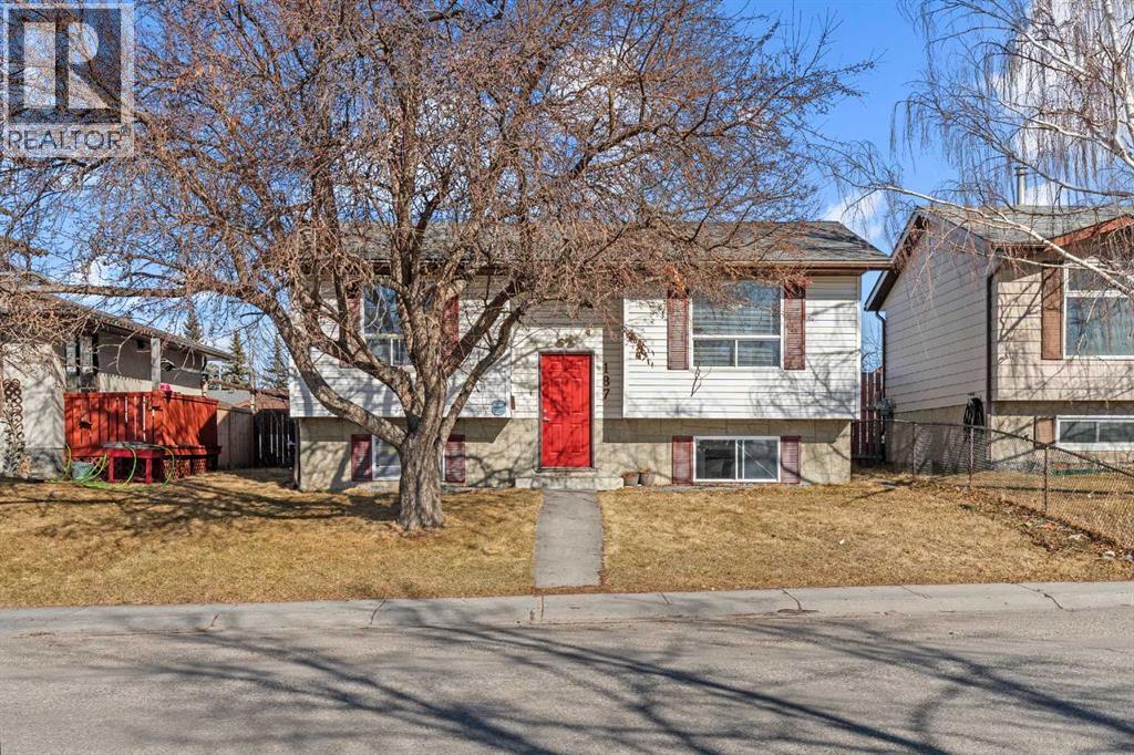 187 Falwood Way NE, Calgary, Alberta  T3J 1A9 - Photo 2 - A2323376