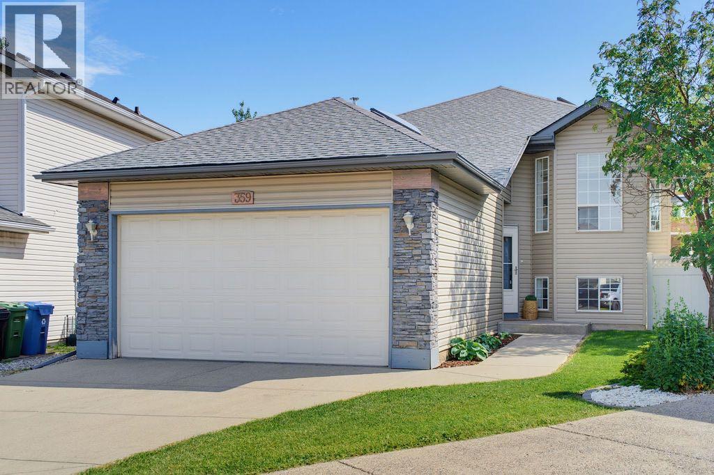 359 Hidden Ranch Place NW, Calgary, Alberta  T3A 5N7 - Photo 2 - A2329869
