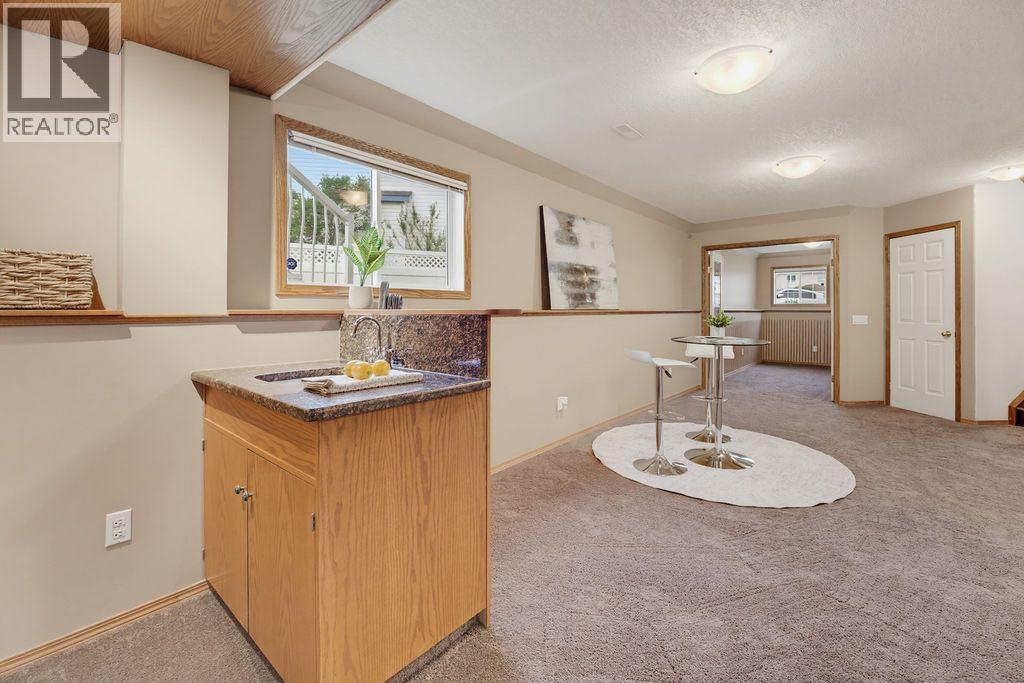 359 Hidden Ranch Place NW, Calgary, Alberta  T3A 5N7 - Photo 25 - A2329869