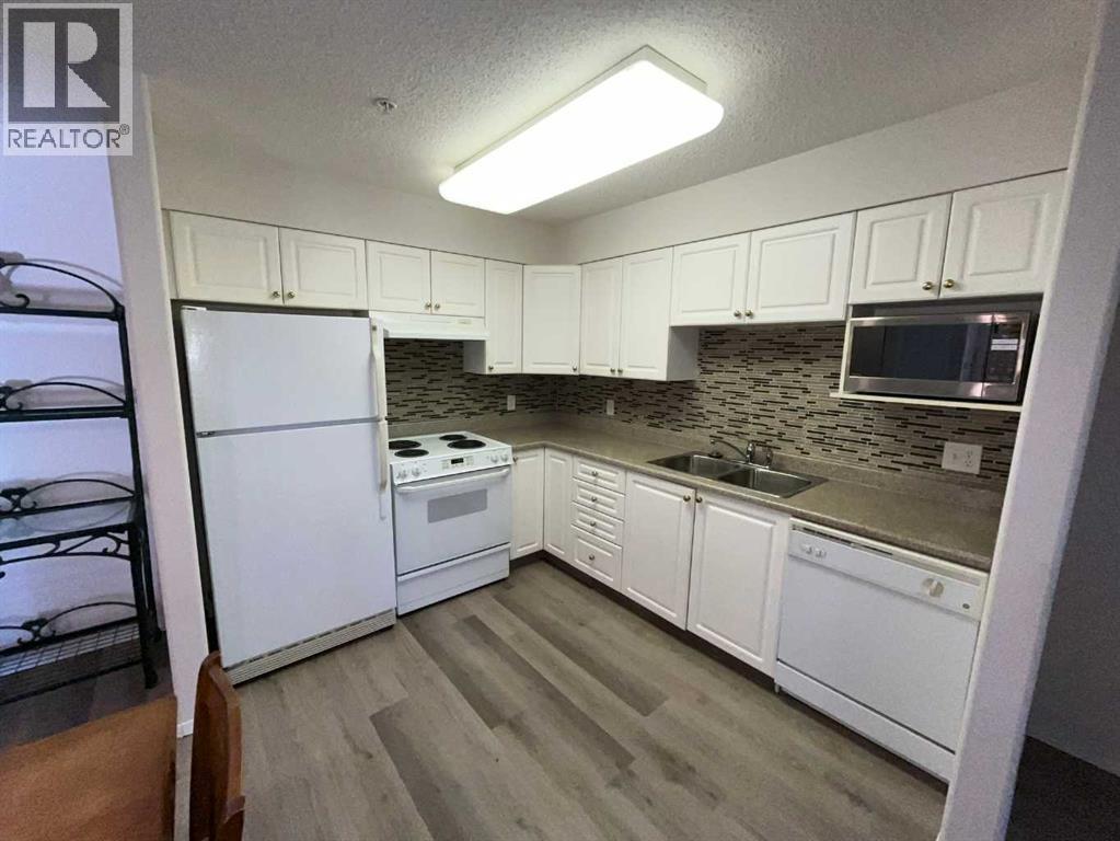 3120, 3120 Millrise Point SW, Calgary, Alberta  T2W 3W4 - Photo 6 - A2332430