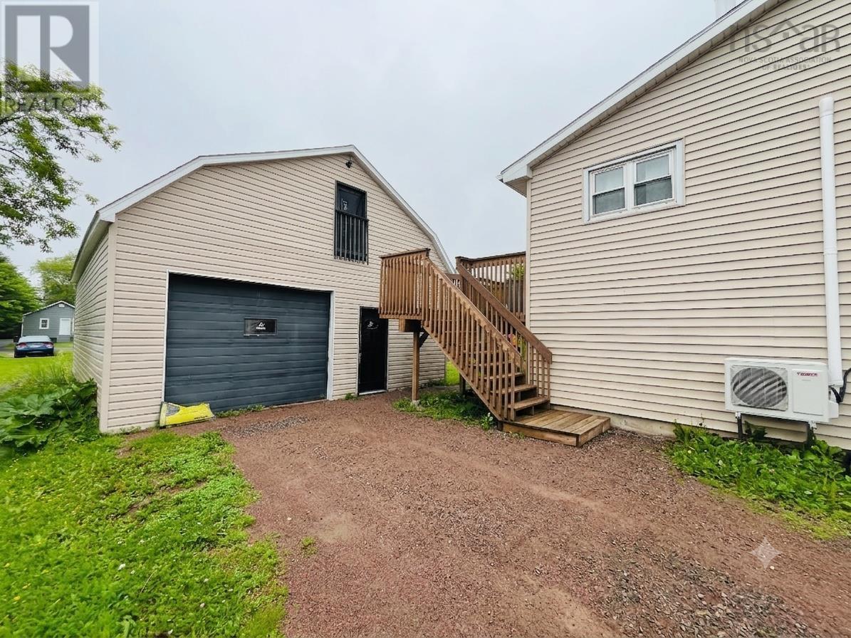 21 Snowden Avenue, Amherst, Nova Scotia  B4H 2N1 - Photo 5 - 202616600