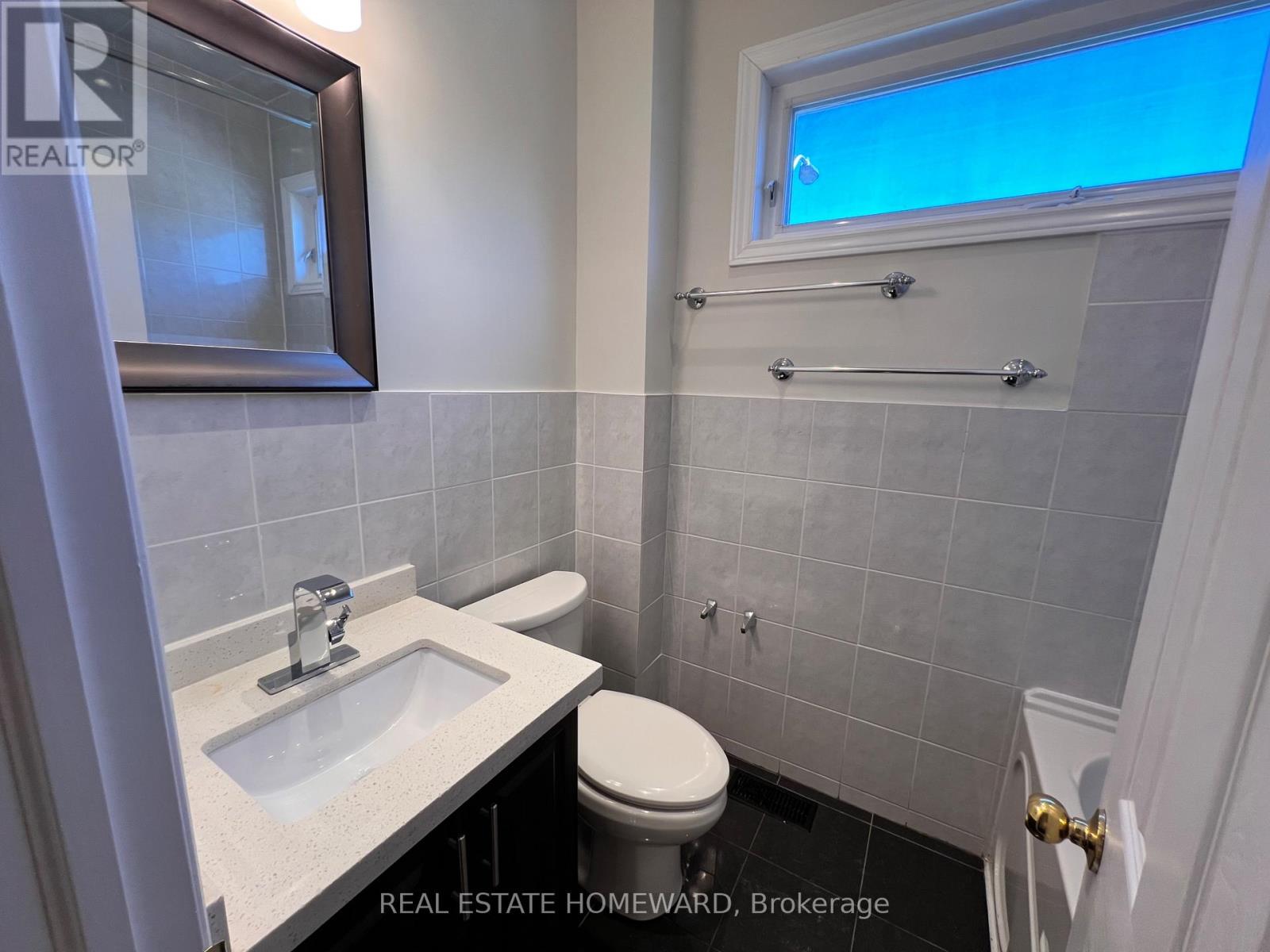 171 Westlake Avenue, Toronto, Ontario  M4C 4S3 - Photo 24 - E13643426