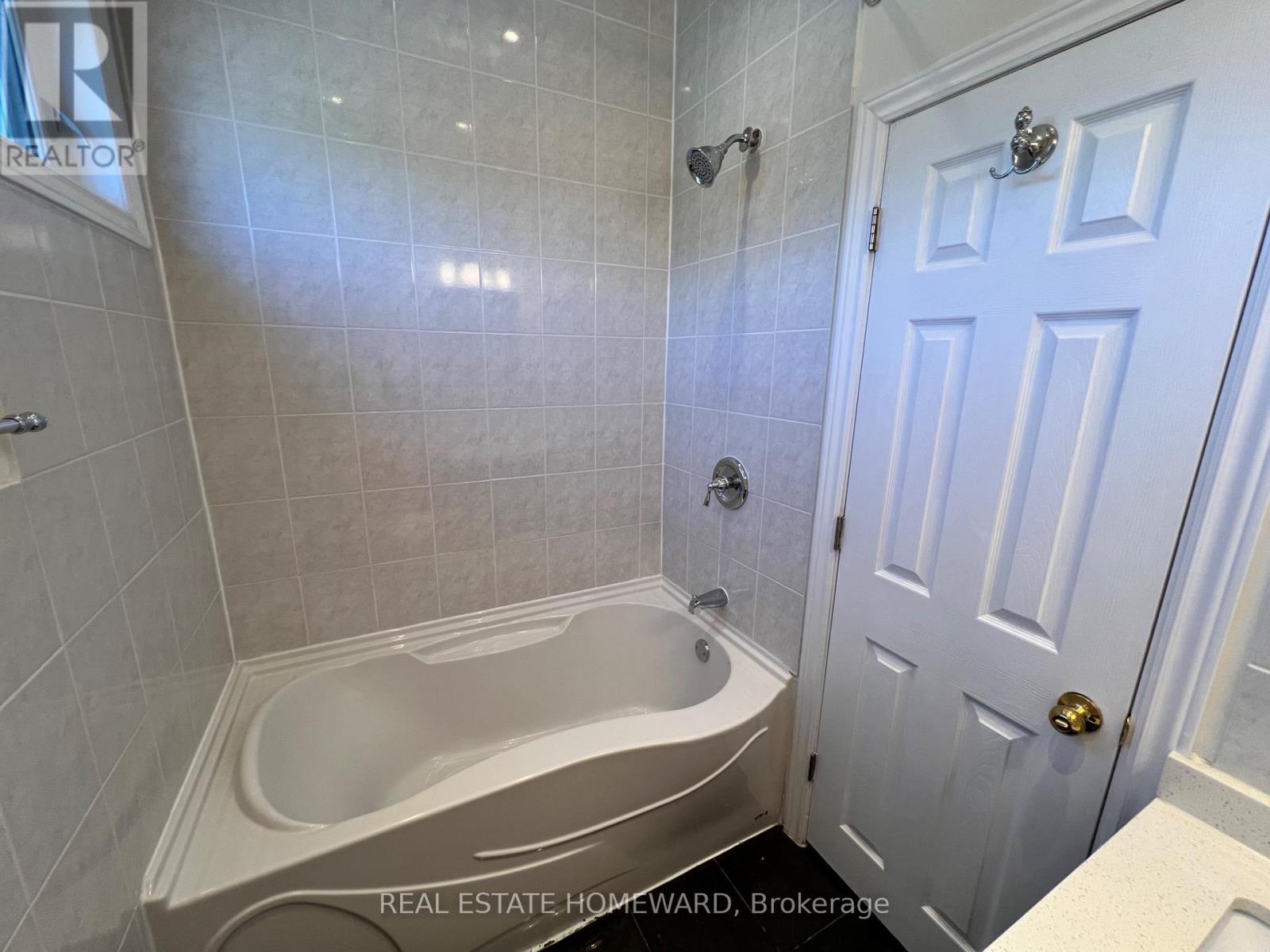 171 Westlake Avenue, Toronto, Ontario  M4C 4S3 - Photo 25 - E13643426