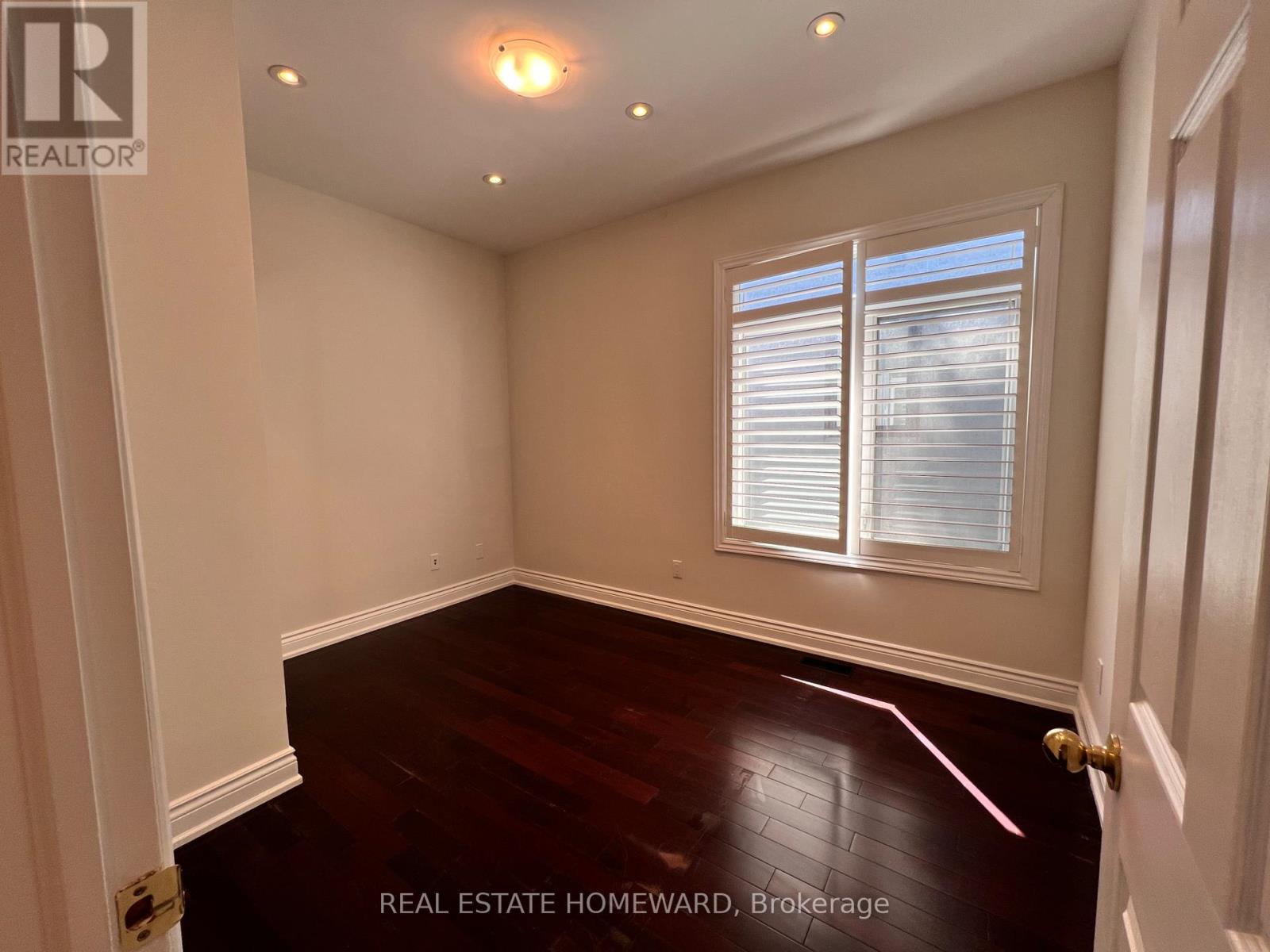 171 Westlake Avenue, Toronto, Ontario  M4C 4S3 - Photo 26 - E13643426