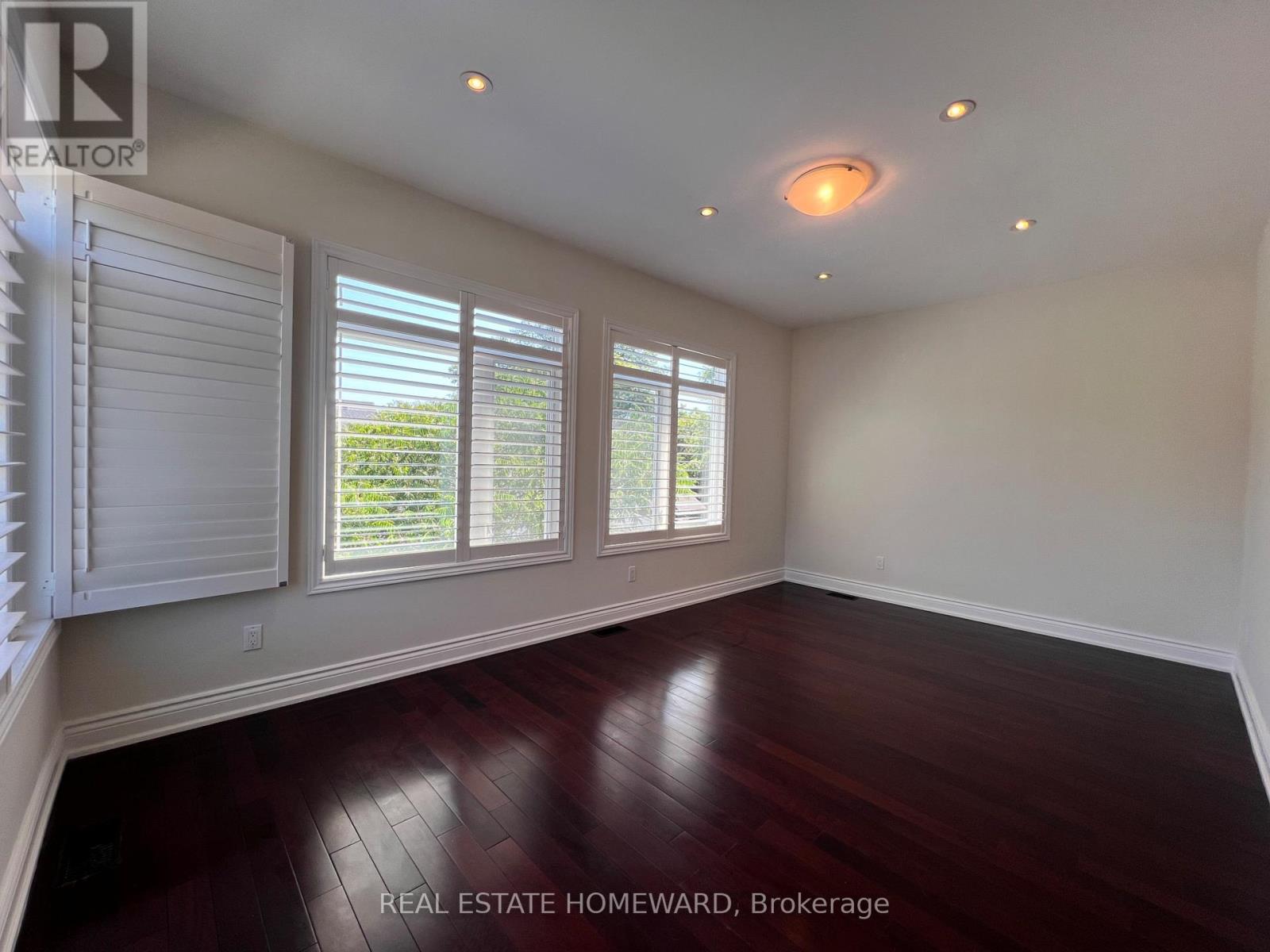 171 Westlake Avenue, Toronto, Ontario  M4C 4S3 - Photo 32 - E13643426