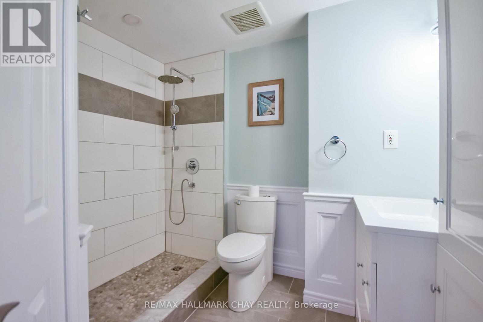 17 Srigley Street, Barrie (Holly), Ontario  L4N 0L9 - Photo 19 - S13643408