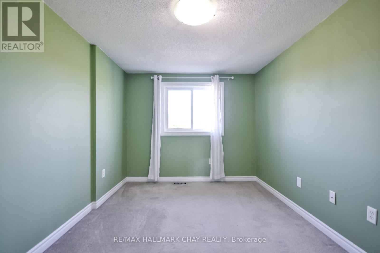 17 Srigley Street, Barrie (Holly), Ontario  L4N 0L9 - Photo 23 - S13643408