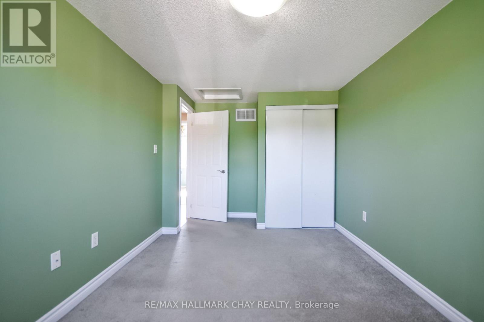 17 Srigley Street, Barrie (Holly), Ontario  L4N 0L9 - Photo 25 - S13643408