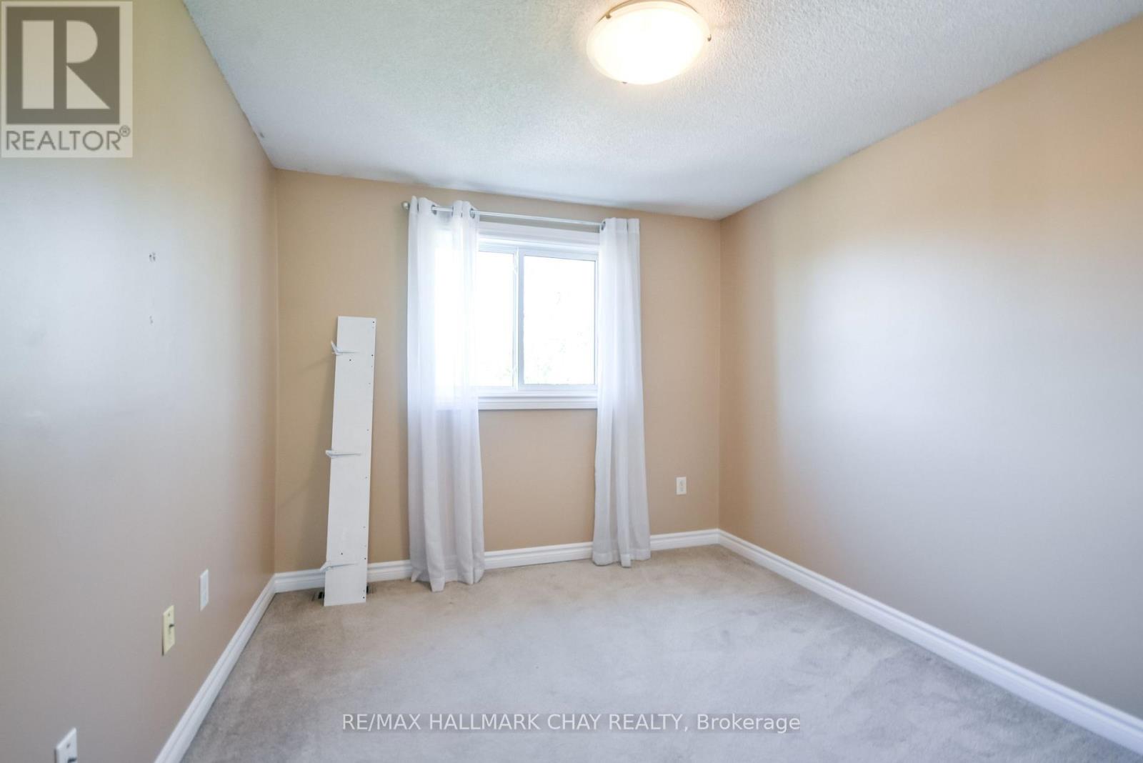 17 Srigley Street, Barrie (Holly), Ontario  L4N 0L9 - Photo 26 - S13643408