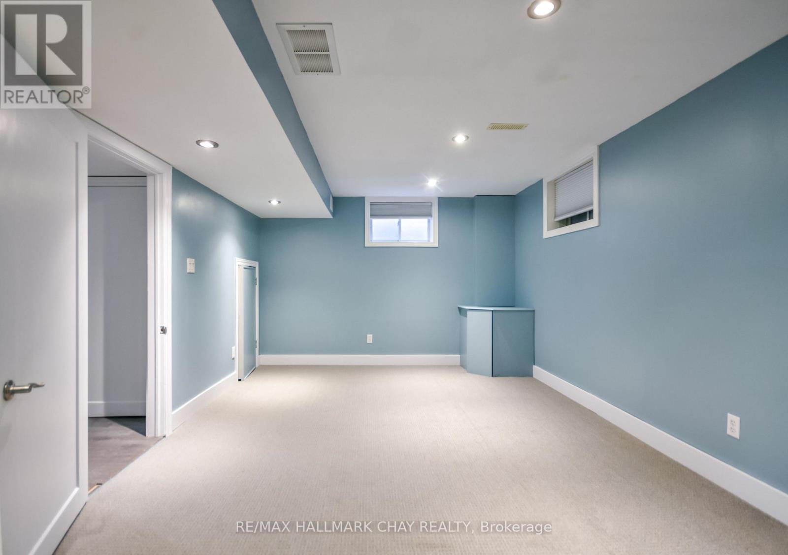 17 Srigley Street, Barrie (Holly), Ontario  L4N 0L9 - Photo 33 - S13643408