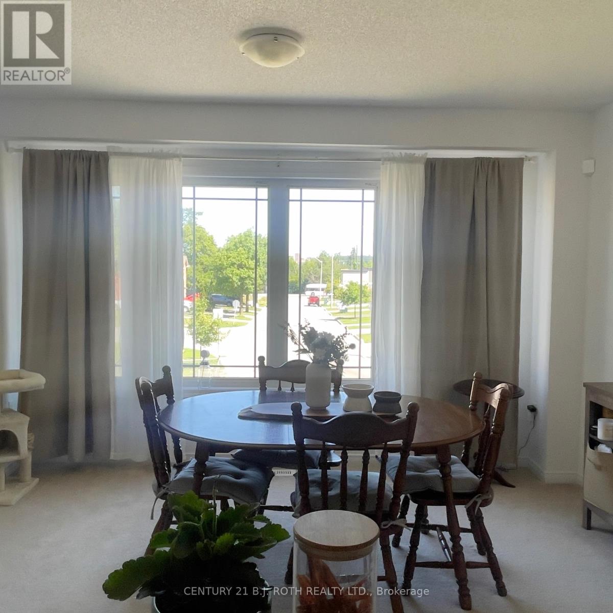 131 Franks Way, Barrie (Allandale), Ontario  L4N 3J1 - Photo 12 - S13643432