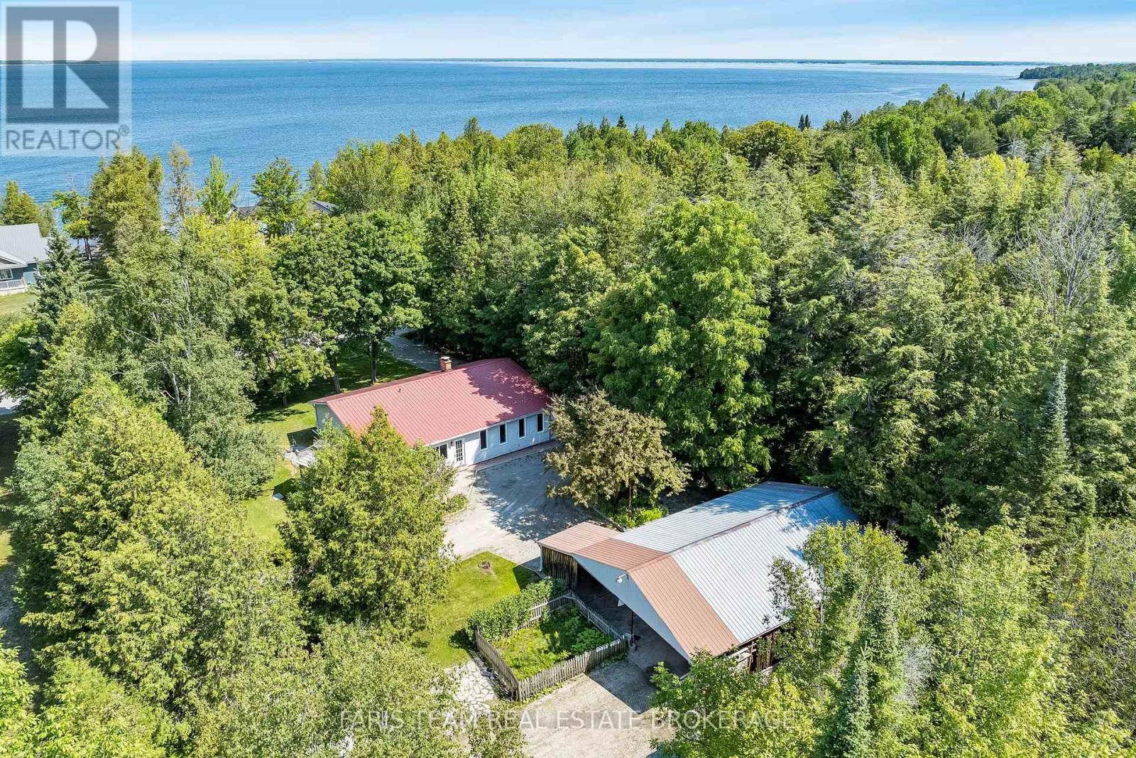 2554 Champlain Road, Tiny, Ontario  L9M 0C3 - Photo 1 - S13643484