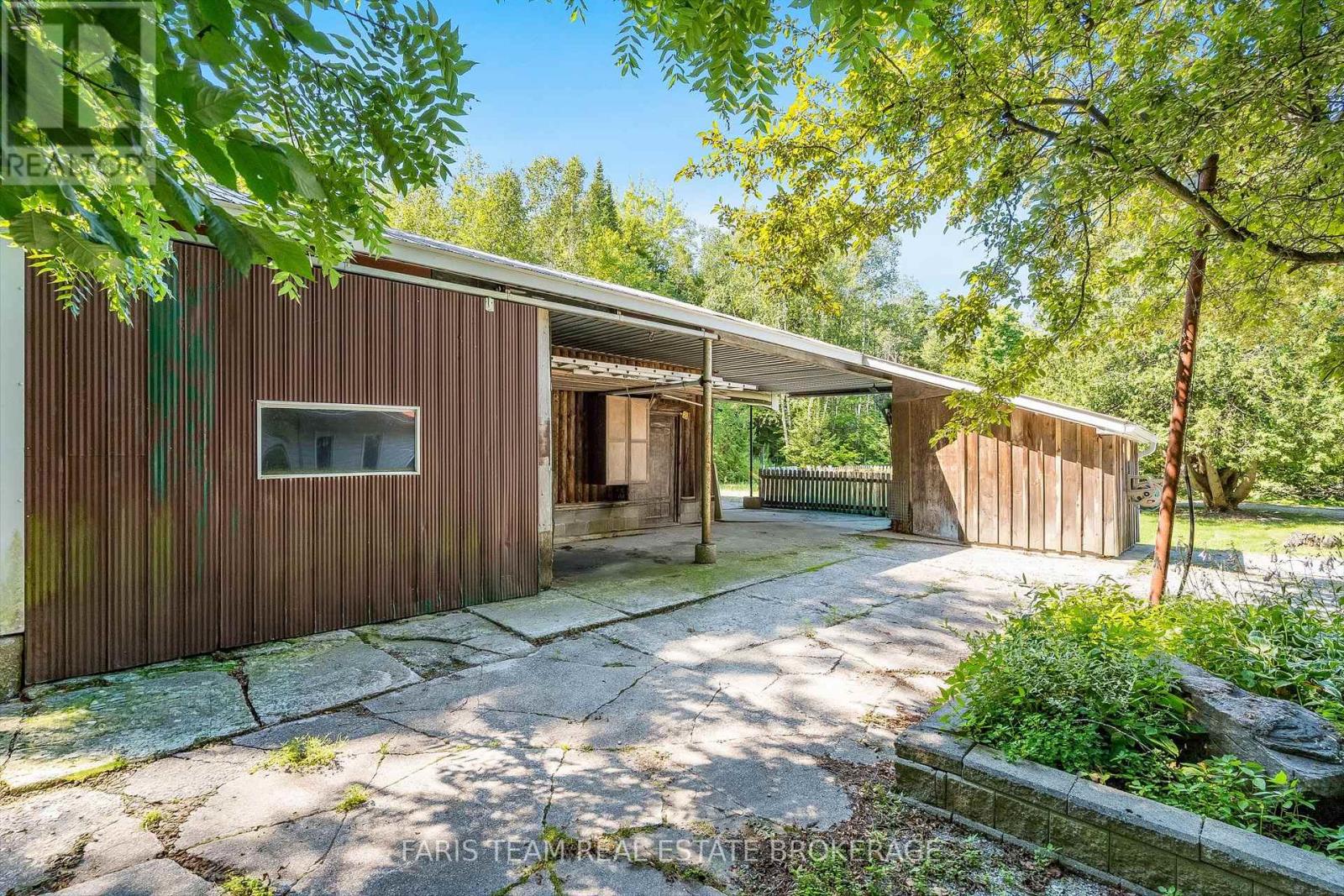 2554 Champlain Road, Tiny, Ontario  L9M 0C3 - Photo 33 - S13643484