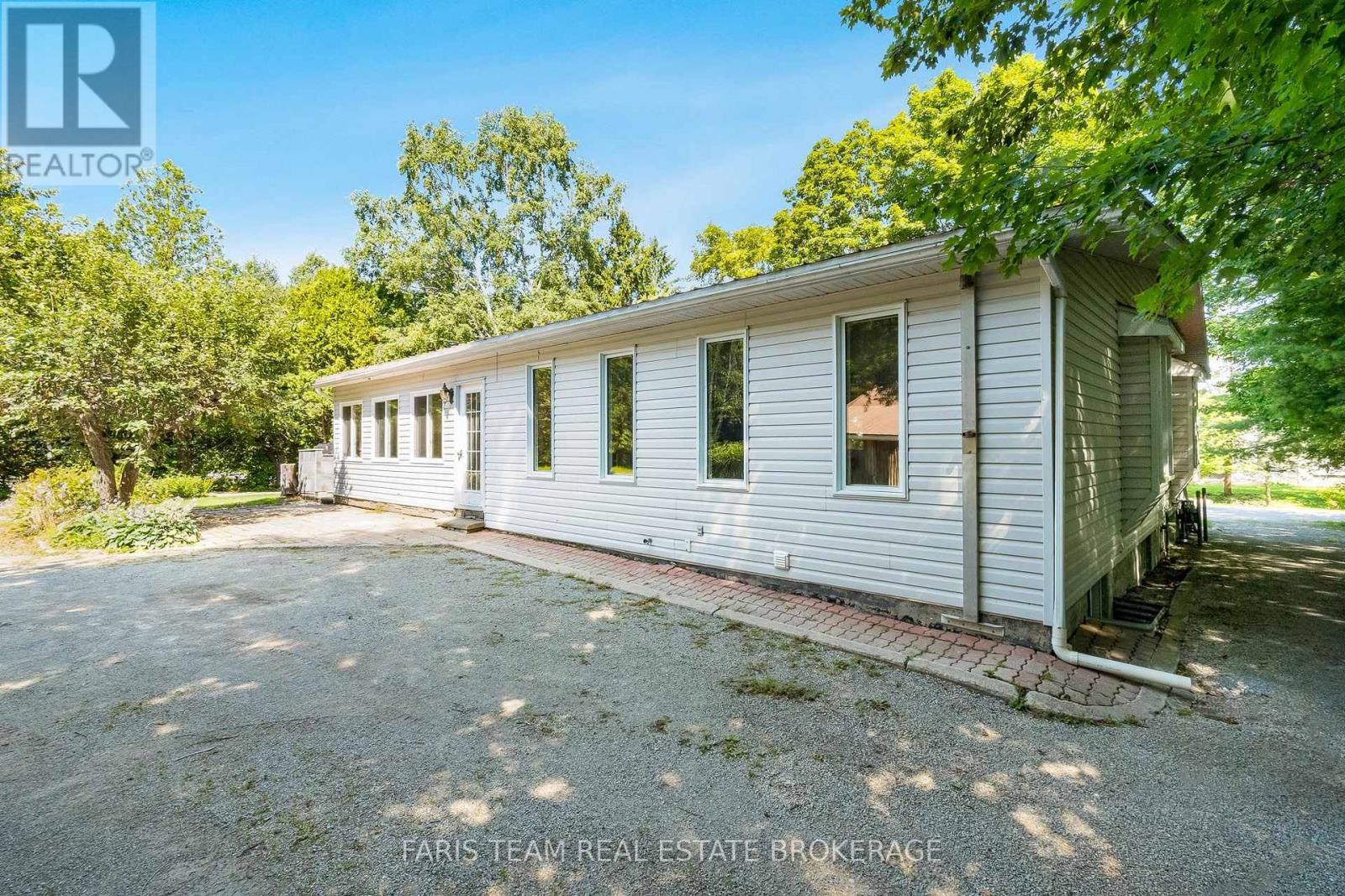 2554 Champlain Road, Tiny, Ontario  L9M 0C3 - Photo 5 - S13643484