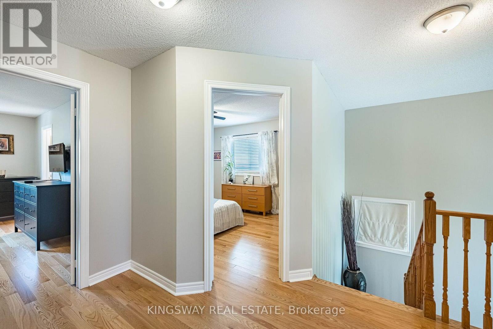 3598 Fountain Park Avenue, Mississauga, Ontario  L5M 7G1 - Photo 18 - W13643428