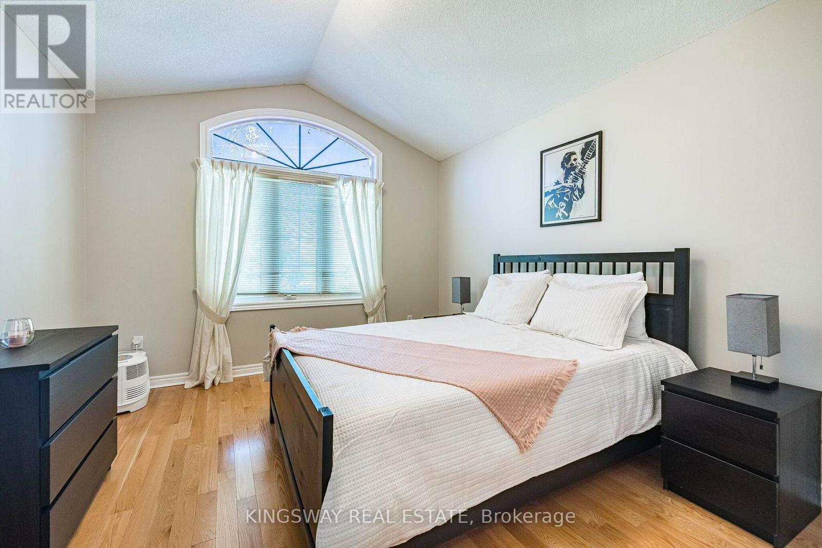 3598 Fountain Park Avenue, Mississauga, Ontario  L5M 7G1 - Photo 23 - W13643428