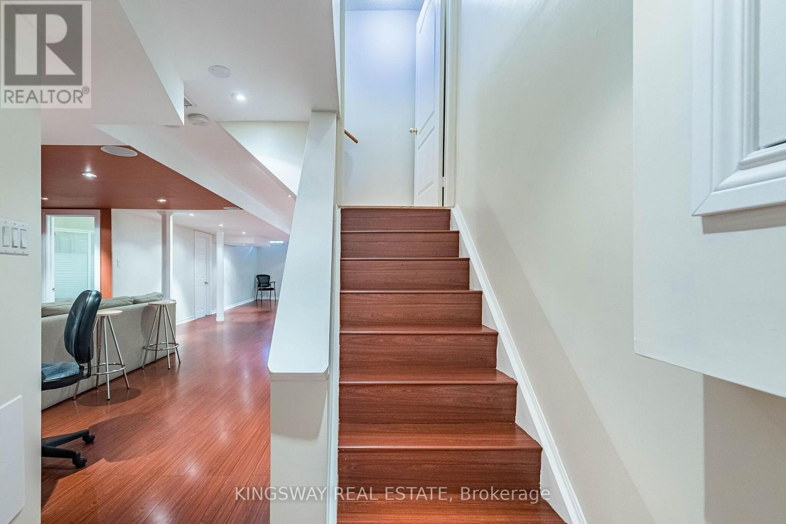 3598 Fountain Park Avenue, Mississauga, Ontario  L5M 7G1 - Photo 26 - W13643428