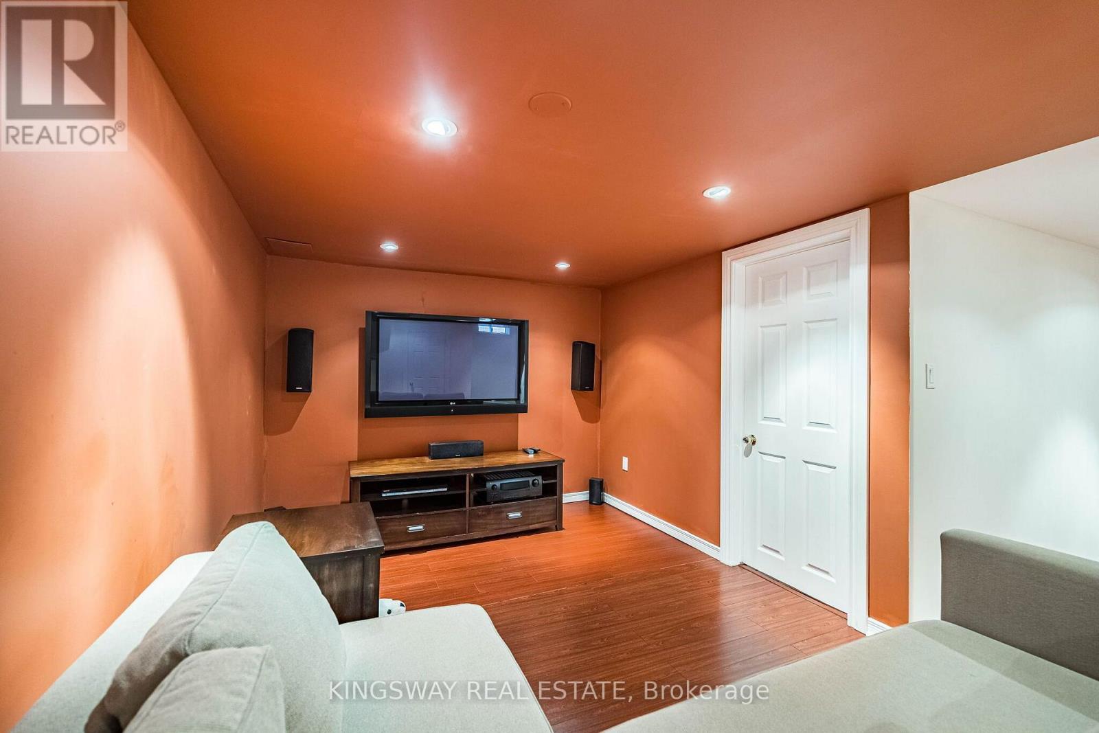 3598 Fountain Park Avenue, Mississauga, Ontario  L5M 7G1 - Photo 29 - W13643428