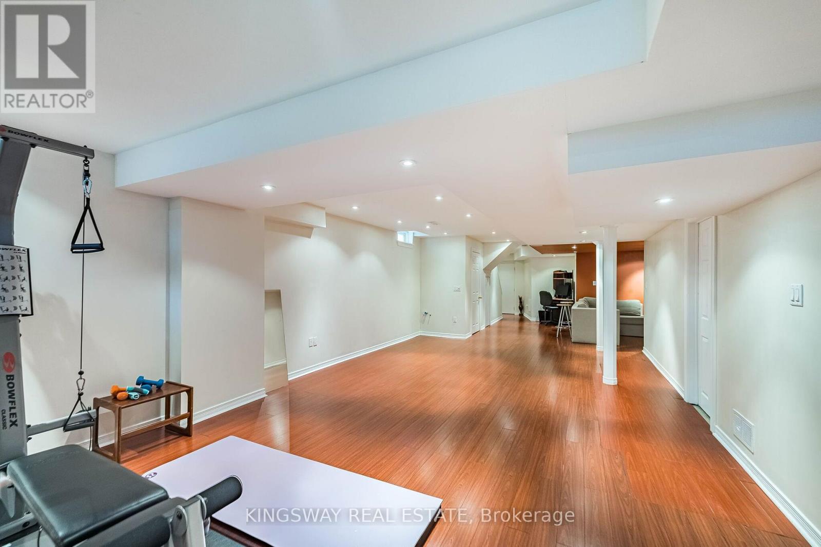 3598 Fountain Park Avenue, Mississauga, Ontario  L5M 7G1 - Photo 31 - W13643428
