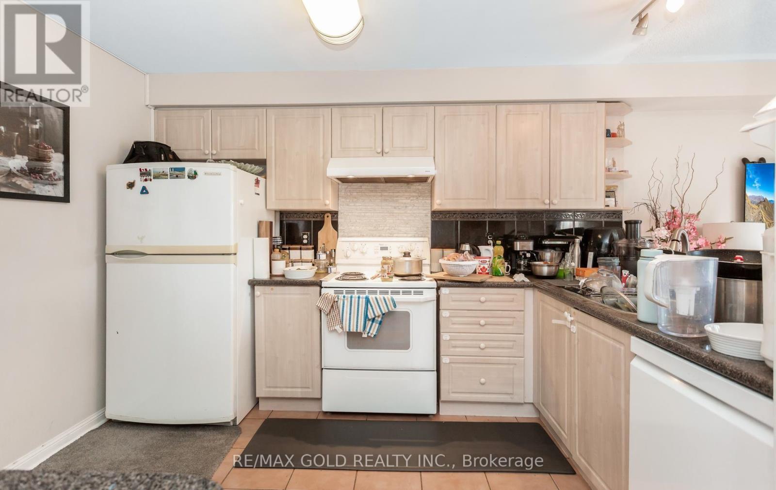 6900 Old Creditview Rd Road, Mississauga, Ontario  L5N 8K5 - Photo 25 - W13643466