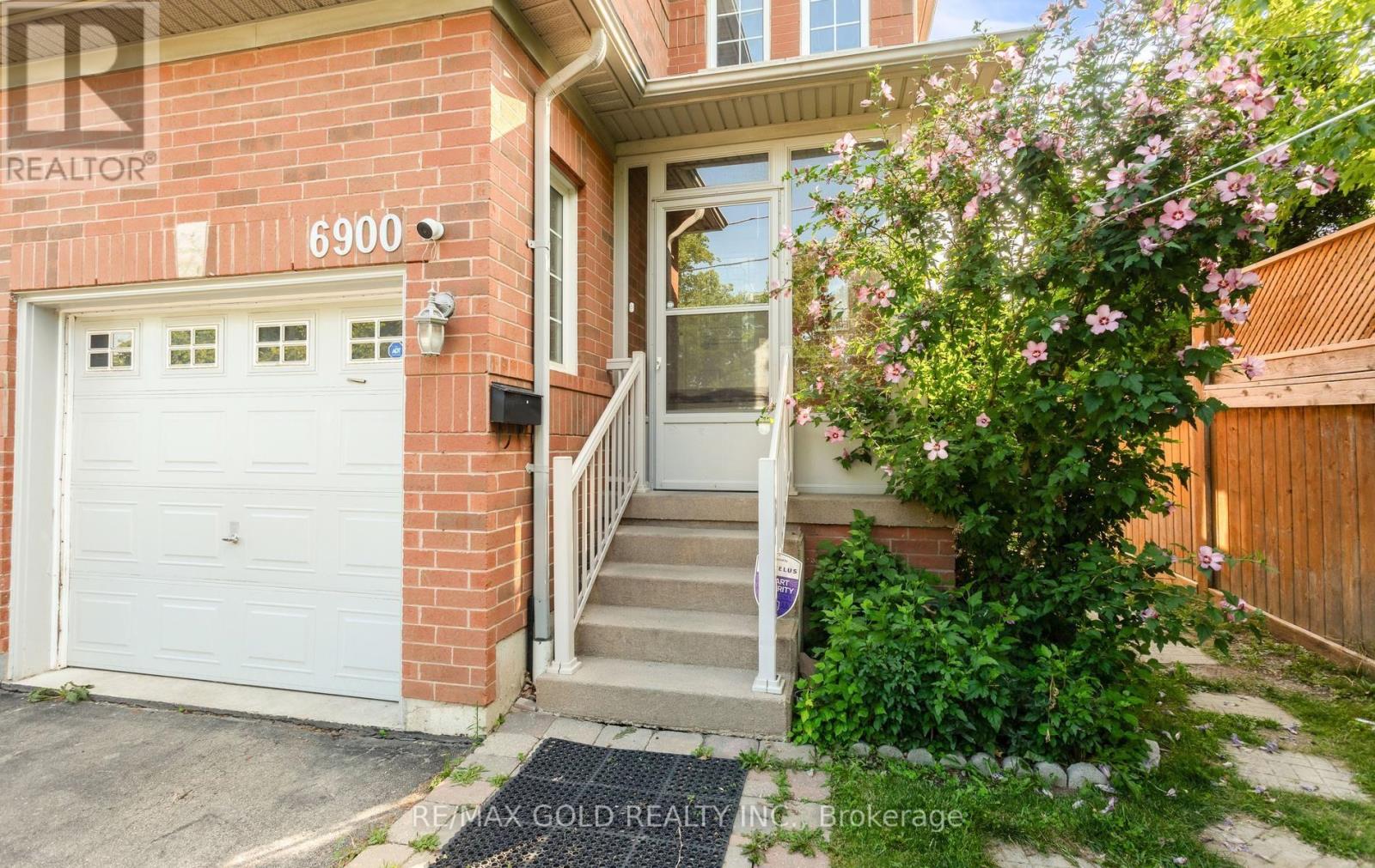 6900 Old Creditview Rd Road, Mississauga, Ontario  L5N 8K5 - Photo 5 - W13643466