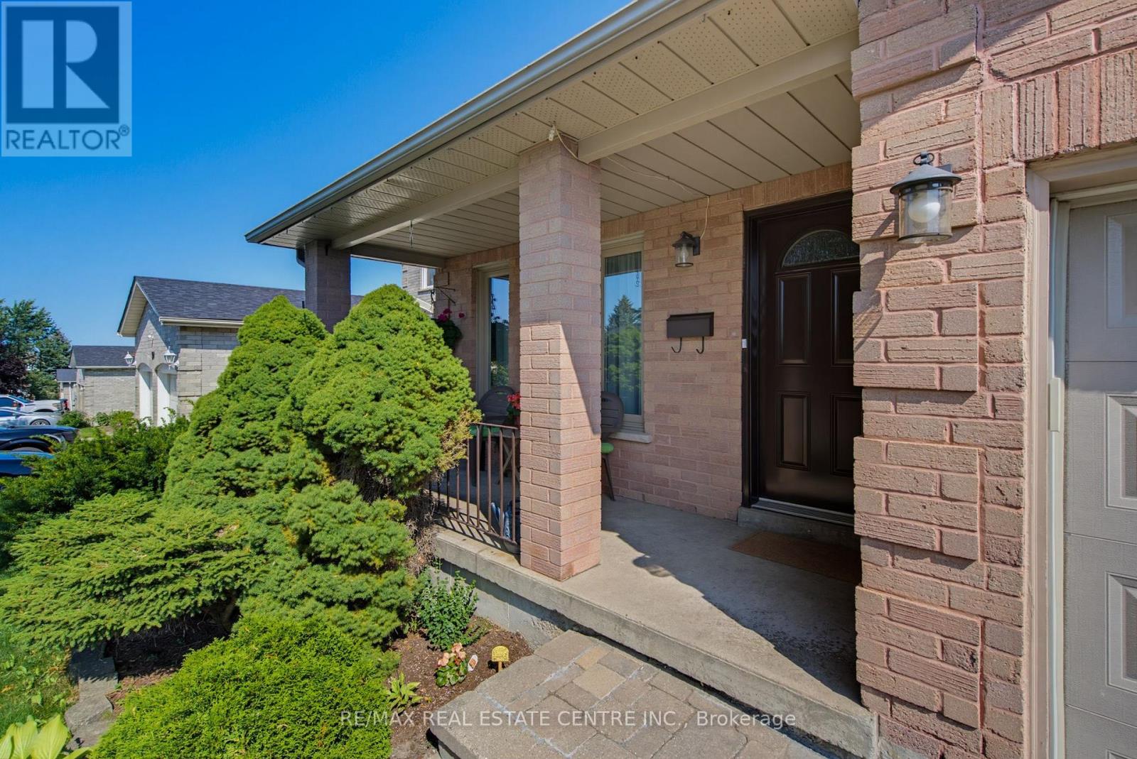 310 Bailey Drive, Orangeville, Ontario  L9W 4M3 - Photo 3 - W13643472