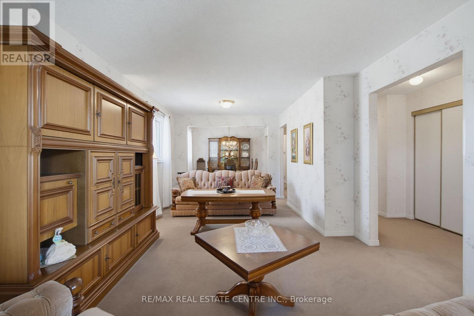 310 Bailey Drive, Orangeville, Ontario  L9W 4M3 - Photo 6 - W13643472