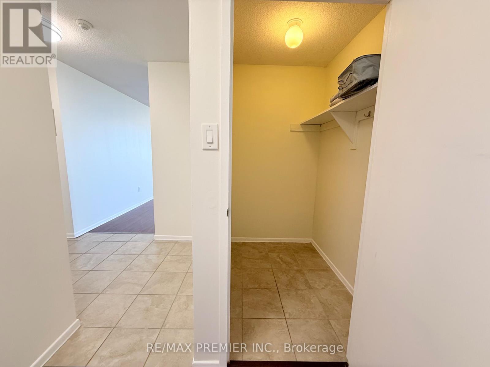 1011 - 15 Kensington Road, Brampton, Ontario  L6T 3W2 - Photo 19 - W13643486