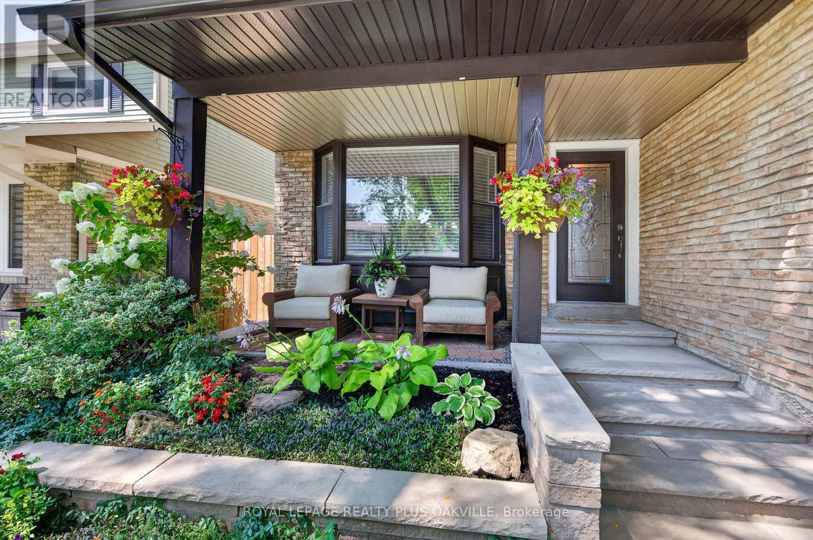 1087 Fairbanks Place, Oakville, Ontario  L6H 2X1 - Photo 2 - W13643500