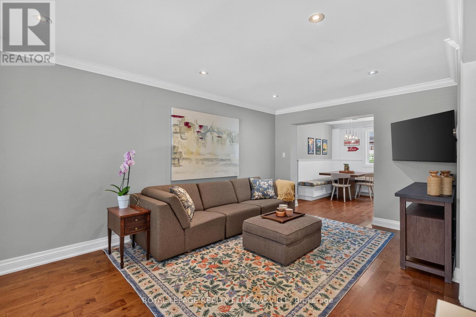 1087 Fairbanks Place, Oakville, Ontario  L6H 2X1 - Photo 8 - W13643500