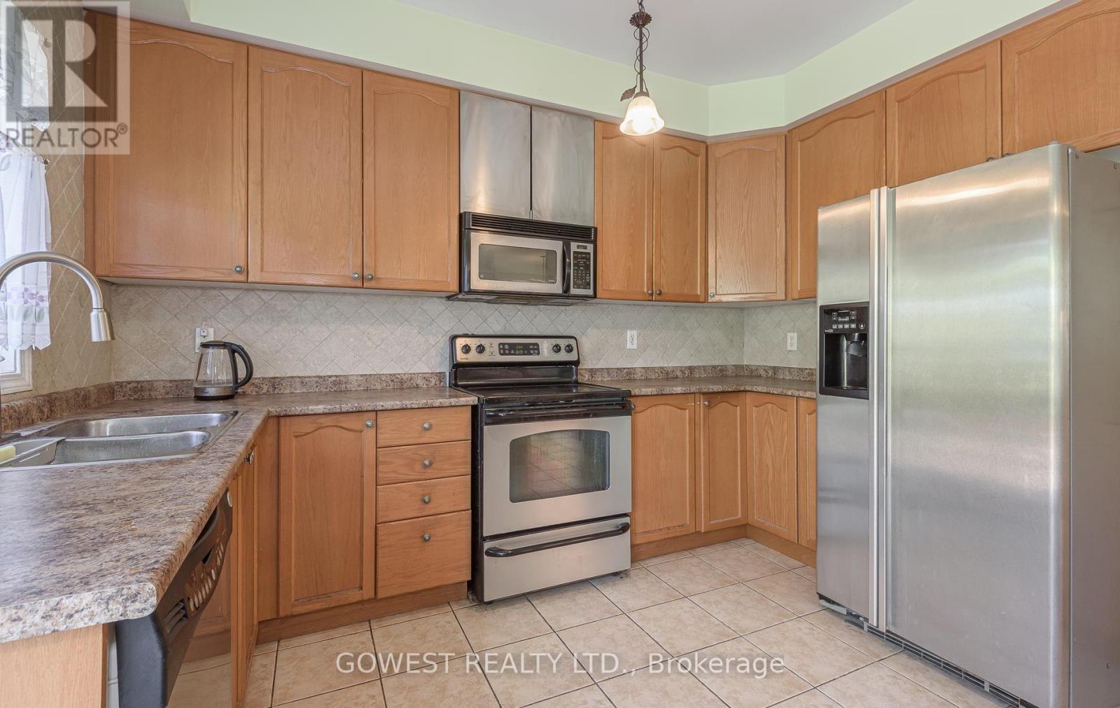 3045 Ferguson Drive, Burlington, Ontario  L7M 0G5 - Photo 9 - W13643502