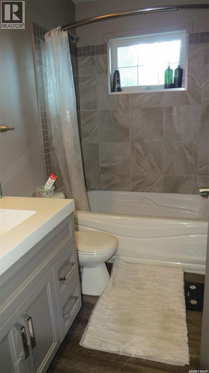 1409 Duffield Street W, Moose Jaw, Saskatchewan  S6H 5K5 - Photo 8 - SK044695