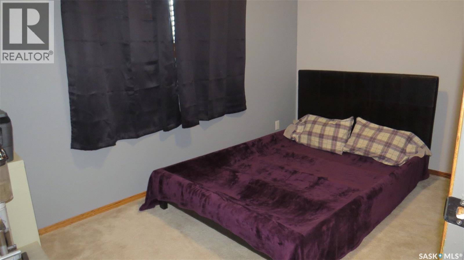 1409 Duffield Street W, Moose Jaw, Saskatchewan  S6H 5K5 - Photo 9 - SK044695