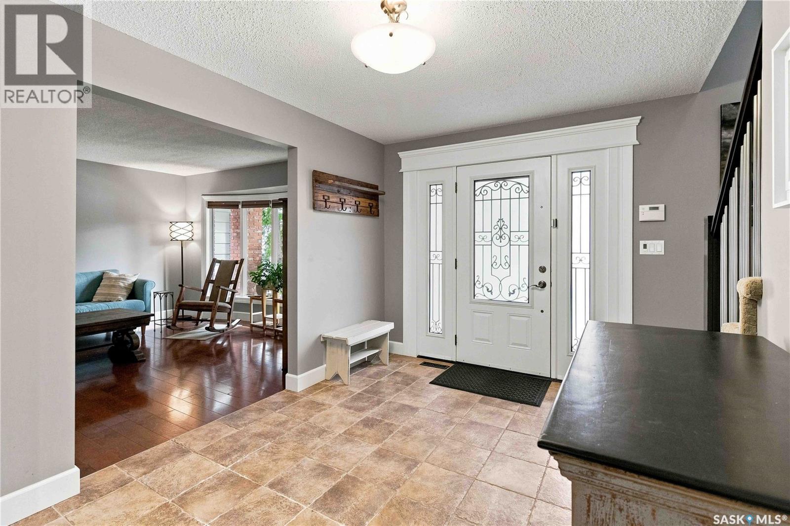 515 Emerald Place, Saskatoon, Saskatchewan  S7J 4E4 - Photo 4 - SK044358
